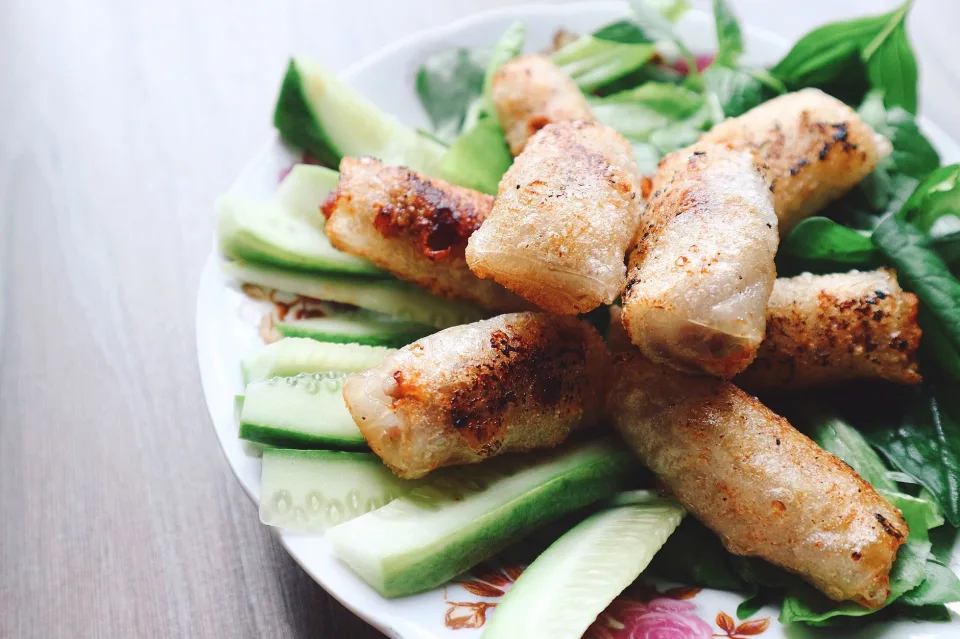 Mâm cơm đặt trước
